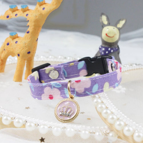 Pawsy Adjustable Floral Pet Collar with Sweet Design